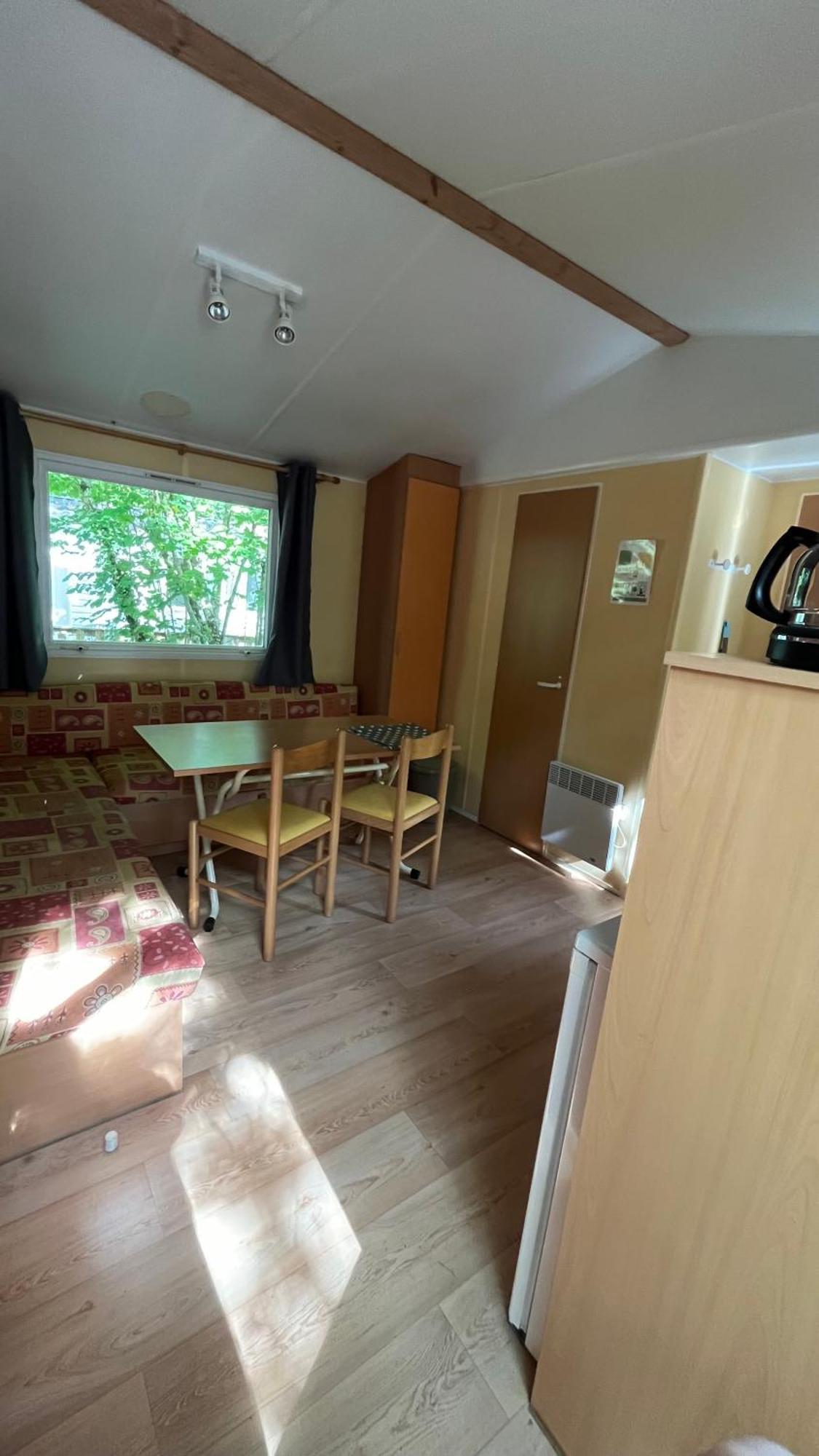 Camping Le Convivial Foncène Exteriör bild